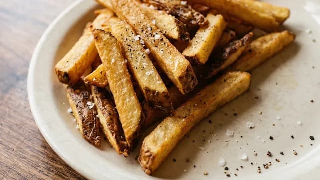 Steak Fries side dish at Texas Roadhouse, 360 calories